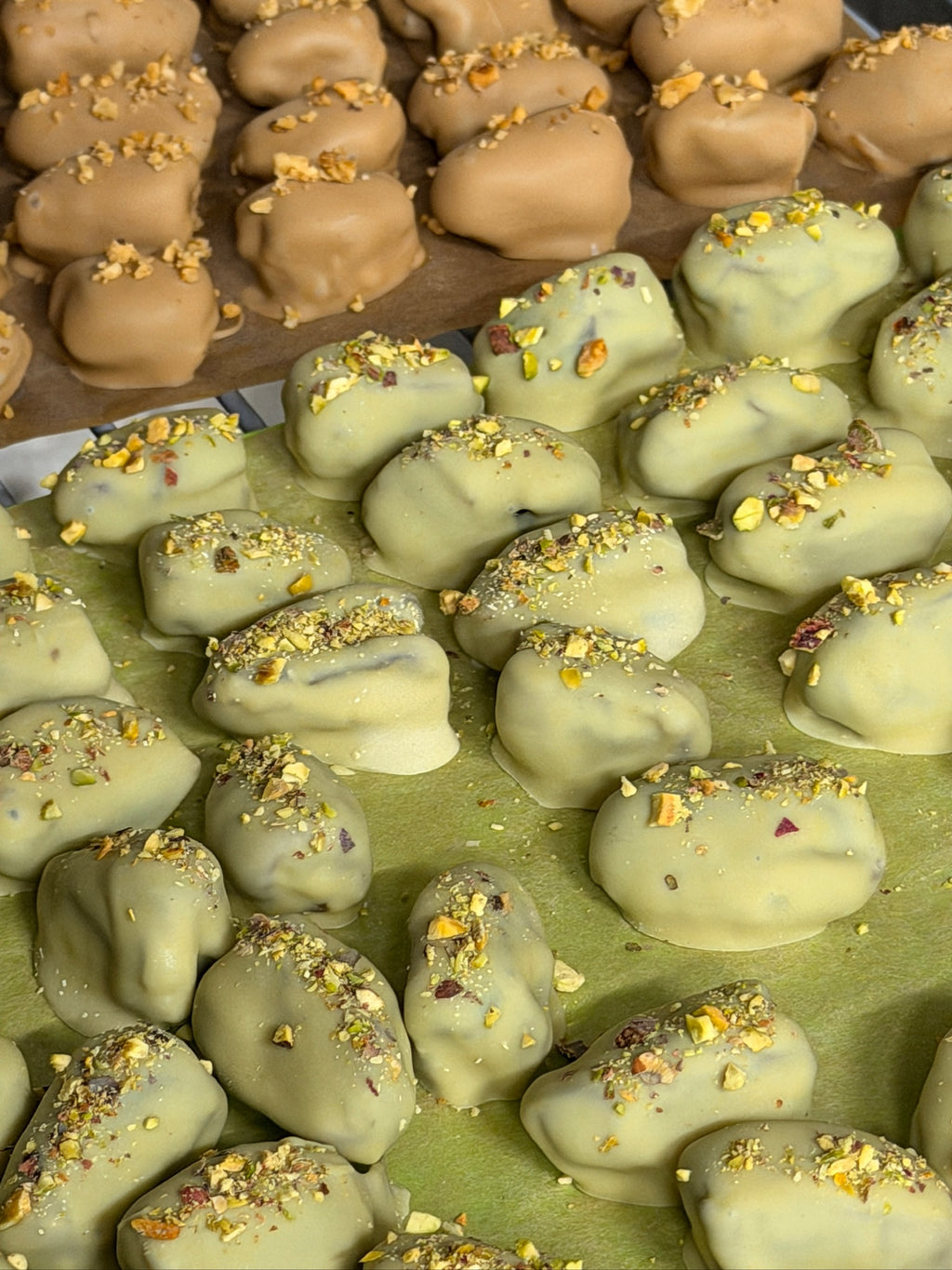 White Chocolate & Pistachio Dates